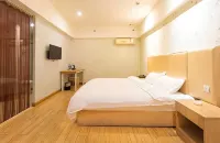 Yueda Hotel Hotell i Longtan District