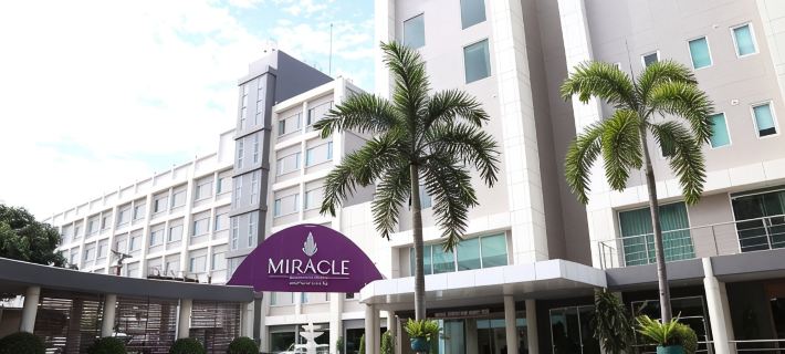 Miracle Suvarnabhumi Airport Hotels in Bang Phli