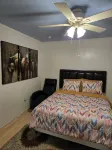 Charming cabin with AC and WiFi in delightful Clinton