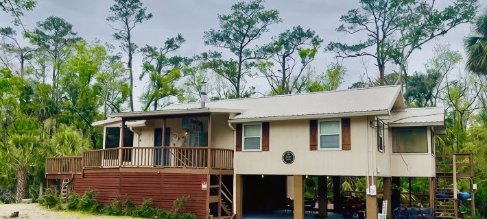 The River House - Island Getaway on the Steinhatchee River Hôtels à&nbsp;: Comte de Dixie