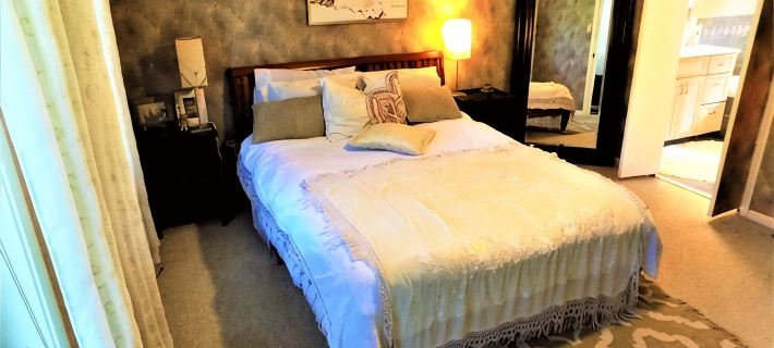 Large 3/4 bedroom Valley View House with Outdoor Space, Pool and Storm Shelter Hotels in Craighead County