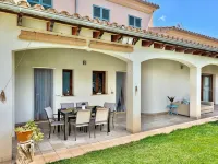Spacious, high quality, terrace, pool, garden, family-friendly, central, WiFi - 民泊