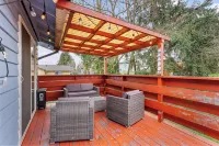 The Benson - Cozy Modern 4bd by Airport & DT - 4-Star