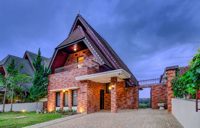 Rustwood Villa W/ Pool by Kava Stay