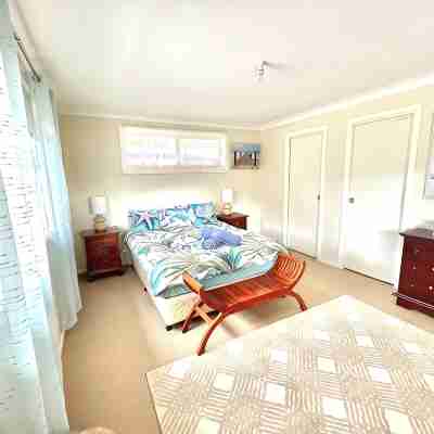 Tuncurry Tranquility family and dog friendly house / garden conveniently located Rooms