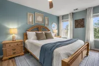 Designer 7BR w/ Pool and Hot Tub. Sleeps 20, Pets Welcome! - Jacuzzi
