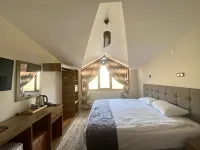 Zümrüt Palas Otel - 3-Star