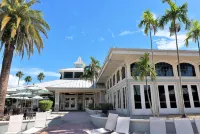 Radisson Resort at the Port - Swimmingpools