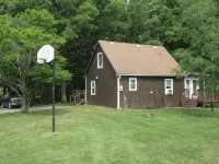 Recently Renovated 3 BR (Jewel) in the Heart of Finger Lakes
