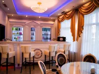 Hotel Holiday Park Hotels near Bialoleka