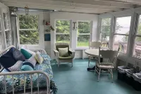 Madeline Island Cottage -Just Steps of Lake Superior with Sweeping Views. - 3-Sterne