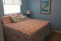 Front-Row Beachfront with Unobstructed Gulf Views - Wi-Fi