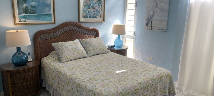 Gentle Winds  2/BR 2/BA  Closest building to the Sea! Sunset Views! Ground Floor Hotels in Northcentral