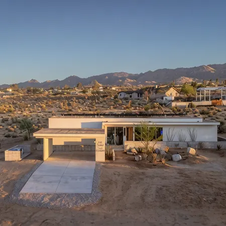 SO GORGEOUS! Luxurious Home w/HOT Tub & Views!!!