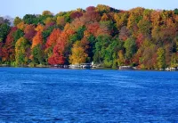 Vacation In STYLE! 2 minutes to Road America, Beach, Golf, Downtown Elkhart Lake - 4-Star
