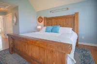 Secluded Waterfront Hideaway- Pet Friendly-Close to OBX and Duck Hunting - balcony