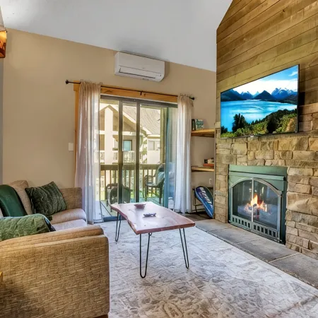 Holiday Valley Ski-In/Ski-Out Condo