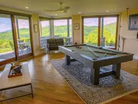 8000sf Luxurious Estate with Majestic Mountain Views Black Mountain / Asheville Hotels in Broad River