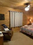 Family Cabin with spectacular views!