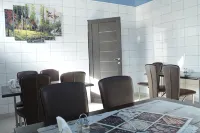 格扎茨克飯店 - 停車場