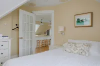 Bayview House at Lake on the Mountain - Boutique