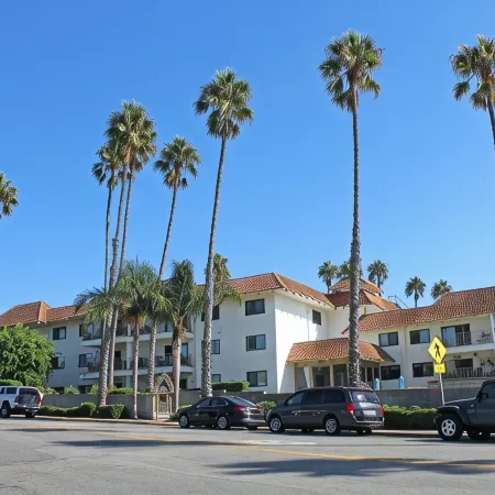 Cozy condo for rent 3 minutes from the beach!