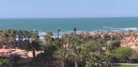 Relax in 2-bed/2-bath Condo; Luxurious Patio Overlooking Plush Resort and Ocean - Træningscentre