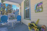 The Lilac Cottage is a charming 2-bedroom house in Cloudcroft with fenced yard!