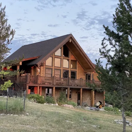 Mountainside Luxurious/Rustic Log Home~Majestic Views~Prime Location