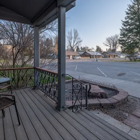 Quaint Downtown Charmer in Heart of Meeker, CO