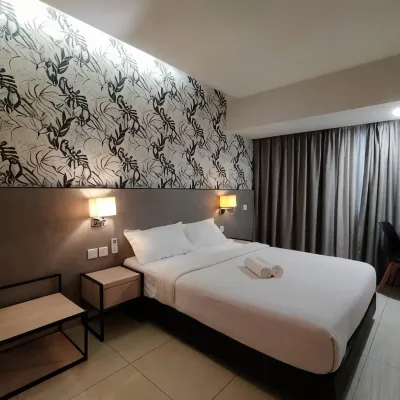Sovotel@Uptown 28 Hotels near TTDI Train Station
