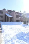 Stylish 2Bd 2BA. Steps to Beaver Creek Shuttle. Remodeled.