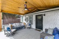 Front door parking, private covered patio with fenced in backyard - Bungalows