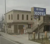 Hi Rise Motel