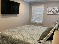 Travelers Rest Treasure Pets Welcome    Sleeps 8 3 Bedroom 2 Bath 2 King 2 Queen - 컨트리 하우스