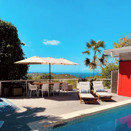 Waterfall Oasis - Ocean Views, Minutes to Magens Bay & Private Pool!