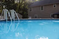 Mohawk Kudil in Poconos !Njoy Your spring with Hot Tub, Private Pool & Game Room - Villas