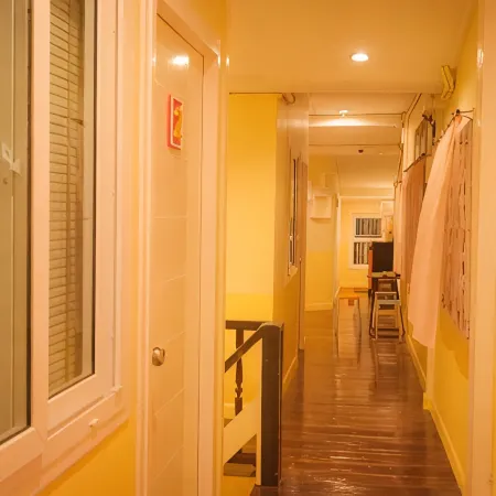 De Hostel