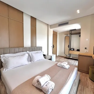 Avenue Hotel Hotels near Bora Bora beach | Ksamil