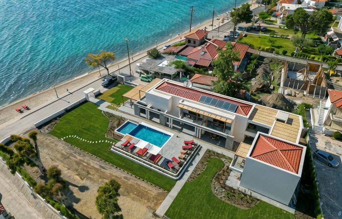 Amyntas Seafront Hotel