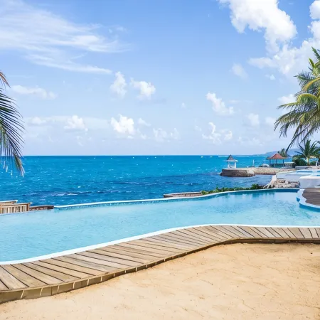 Ocean Front Luxury 2/2 in Whispering Seas