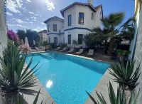 El Cielo Azul - Swimmingpools