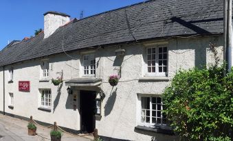 Fox and Hounds Llancarfan