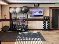 Aloha! Come enjoy paradise in our tranquil & relaxing beach villa. - Gym
