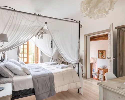 B&B des Histoires d'Anges - Côté Jardin - Accueil Vélo Hotels in Tournus