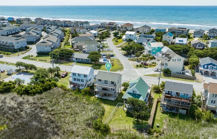 Stunning Sunset & Water Views, 1 Block to Beach