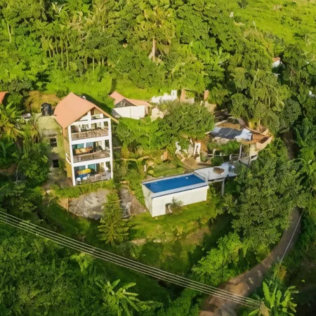 Awesome Place Hotel
