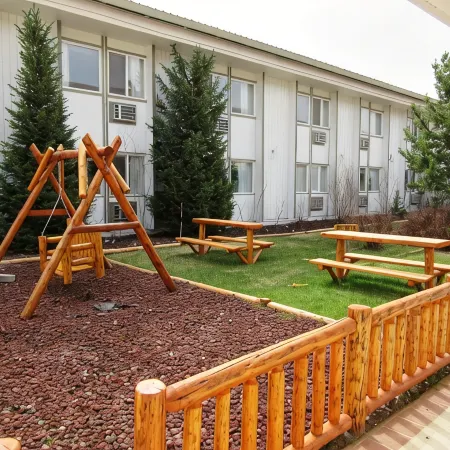 White Buffalo Hotel