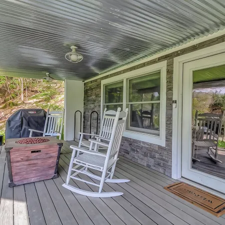Stratton; 8 Min! Swimming, 2 Min. Pet Friendly