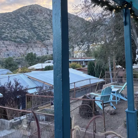 Terrific Views - Block from Town - Jacuzzi Tub